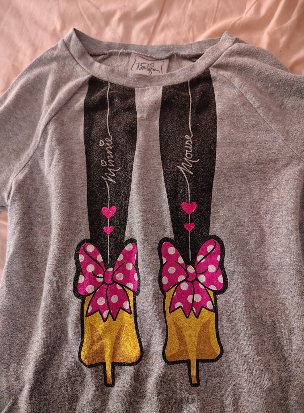 🎀Rare Disney Boutique Vintage pin-up Vixen Minnie Mouse Sweatshirt S